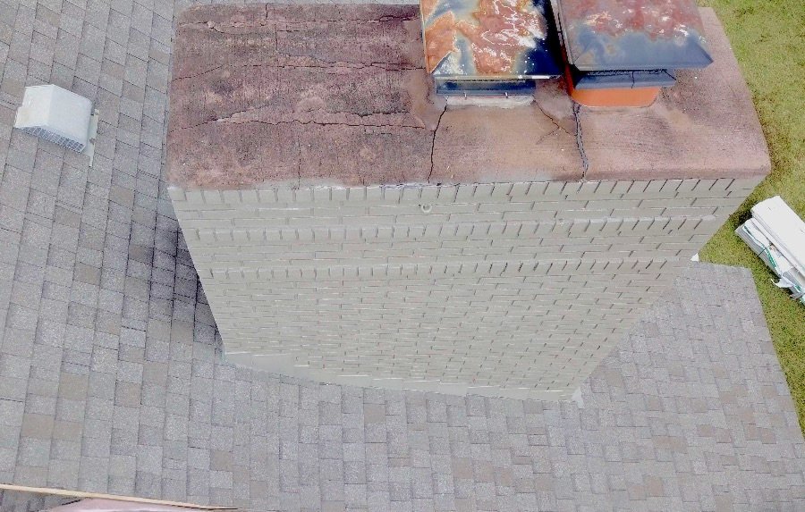 Chimney with cracks