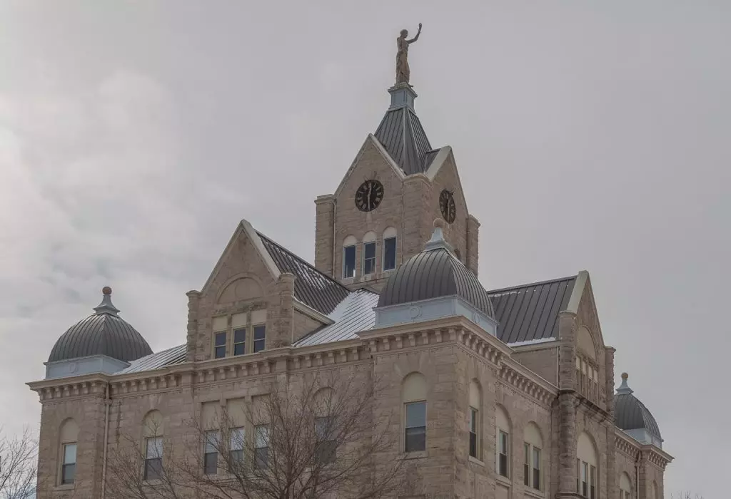 Bolivar Roofing Company 1